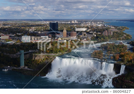 Niagara's American Falls and Bridal Veil Falls as seen from Canada Niagara's American Falls and Bridal Veil Falls as seen from Canada 86004827