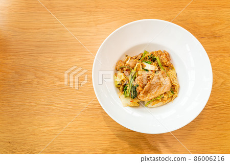 stir-fried vermicelli with vegetables and pork in sukiyaki sauce stir-fried vermicelli with vegetables and pork in sukiyaki sauce 86006216