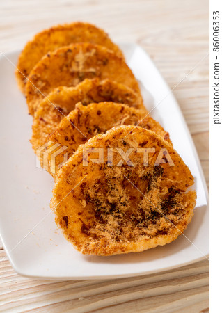 Dried shredded pork Rice cracker Dried shredded pork Rice cracker 86006353