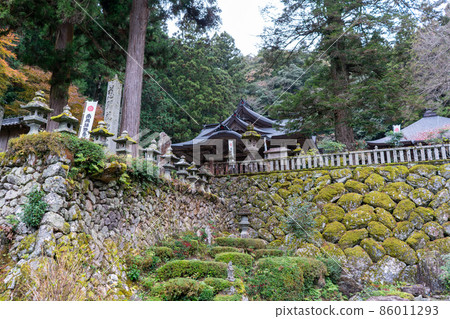 Mt. Hakuka, Kannamiji Temple 86011293