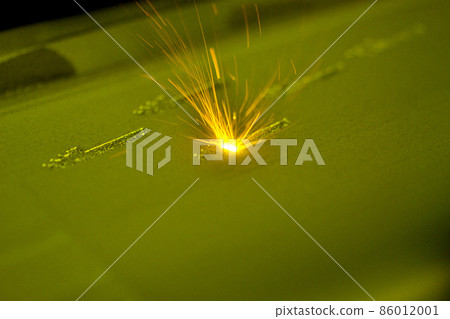 3D printer printing three-dimensional object from metal powder. 86012001