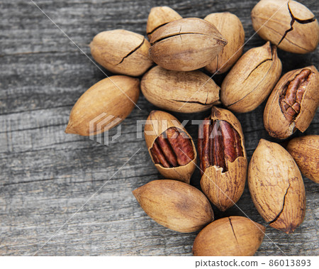 Pecan nuts Pecan nuts 86013893