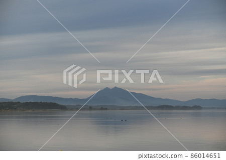 Mt. Tsukuba and Kasumigaura 86014651