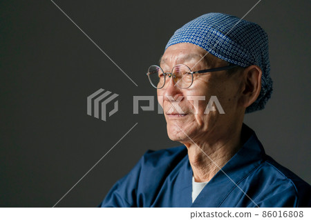 Senior male portrait Samue 86016808