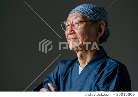 Senior male portrait Samue Senior male portrait Samue 86016809