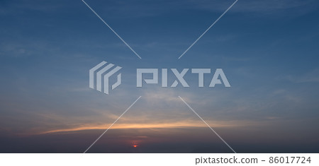 Beautiful sky When the sun shines Beautiful sky When the sun shines 86017724