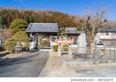 Fujita Zendoji Temple (Kanetsukidosan Hiking Course) 86018845