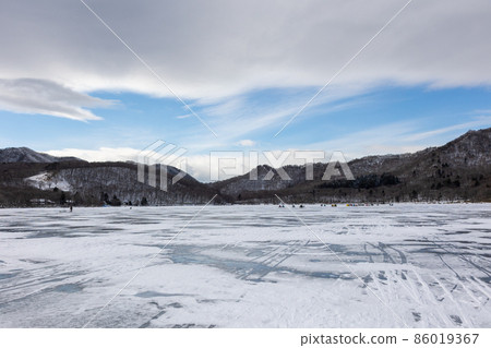 On the frozen Onuma ice, Akagiyama, Gunma Prefecture 86019367