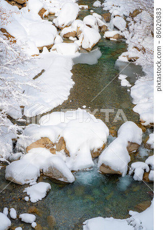 冬季柿子溪谷【長野縣】 86020883