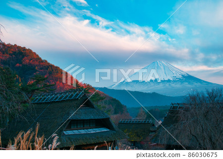 黃昏冬季富士 86030675