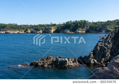 福井縣堺市東尋坊和福倉之濱海洞（10月） 86030676