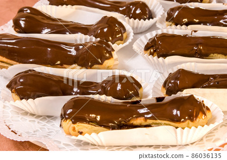 Eclairs Eclairs 86036135