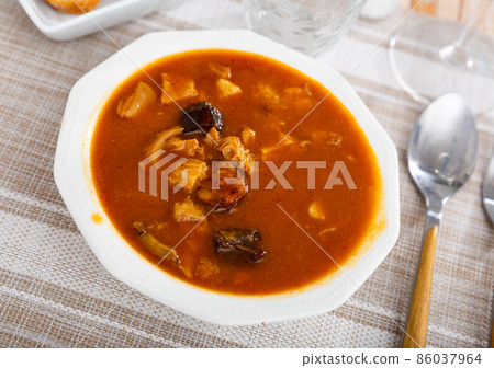 Spanish stewed tripe dish Callos a la Madrilena Spanish stewed tripe dish Callos a la Madrilena 86037964