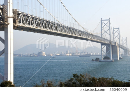 The dignified appearance of Setoo Bridge The dignified appearance of Setoo Bridge 86040009