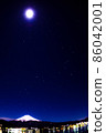 Lake Kawaguchi Mt. Fuji Full Moon Winter Triangle 20220117 86042001