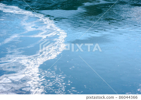 Lake Kawaguchi Blue Surface-1-5 Lake Kawaguchi Blue Surface-1-5 86044366