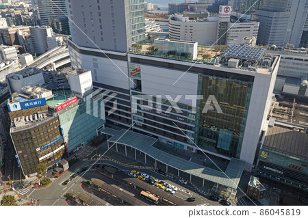 Yokohama Station West Exit 86045819