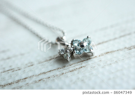 海藍寶石項鍊 86047349