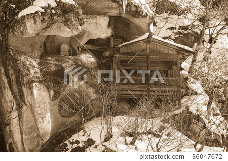 Yamagata's Womb Hall Winter Snowscape (Yamagata City, Yamagata Prefecture) 86047672
