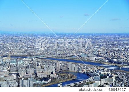 從東京天空樹眺望(2022 年元旦) 從東京天空樹眺望(2022 年元旦) 86048617