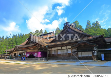 [和歌山縣] 晴天時的金剛佛寺（高野山） 86056132