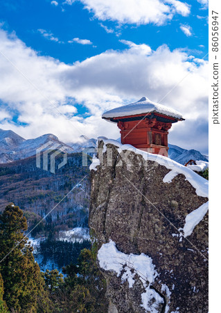 Sutra Collection of Yamagata Temple Winter Snowscape (Yamagata City, Yamagata Prefecture) 86056947