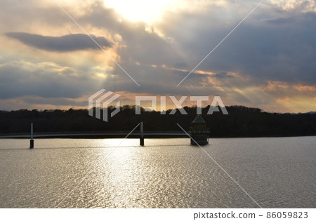 Sayama Lake at dusk Saitama 86059823