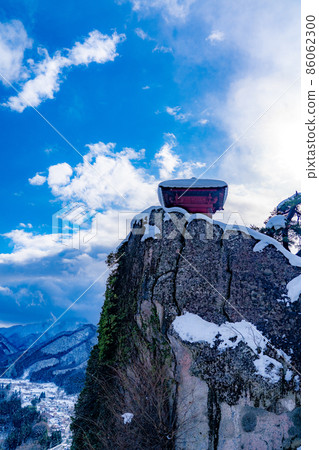 Sutra Collection of Yamagata Temple Winter Snowscape (Yamagata City, Yamagata Prefecture) 86062300