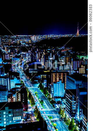 從SS30看到的仙台市中心夜景（宮城縣仙台市） 86062383
