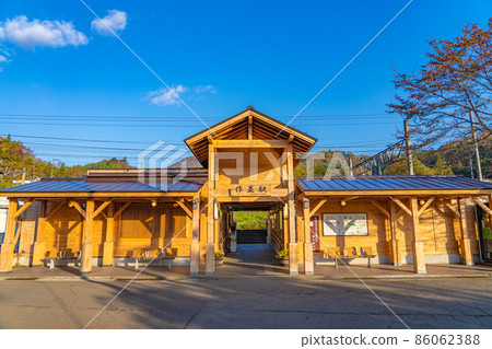 JR Senzan Line Sakunami Station Building (Sendai City, Miyagi Prefecture) JR Senzan Line Sakunami Station Building (Sendai City, Miyagi Prefecture) 86062388