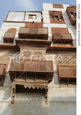 the old history 86065302