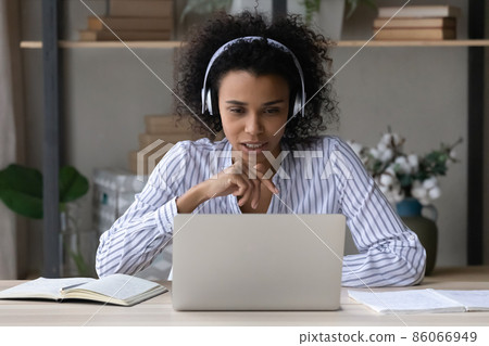 Young African American woman holding video call meeting. 86066949