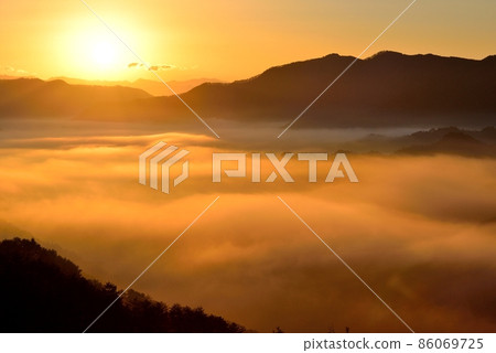 野坂川村的雲海 86069725