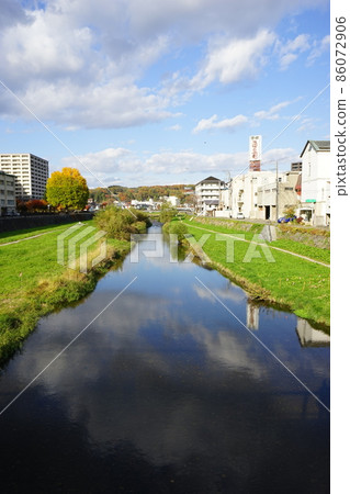 Autumn castle town Morioka 86072906