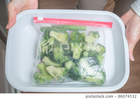 Broccoli that can be stored frozen 86074532
