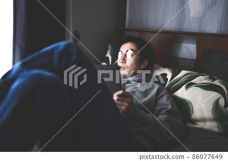 男性肖像』 86077649