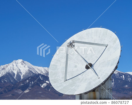 January (Winter) Nobeyama Radio Observatory Snow Yatsugatake and Millimeter Wave Interferometer Minamimaki Village, Nagano Prefecture 86078727