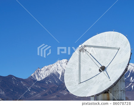January (Winter) Nobeyama Radio Observatory Snow Yatsugatake and Millimeter Wave Interferometer Minamimaki Village, Nagano Prefecture 86078728