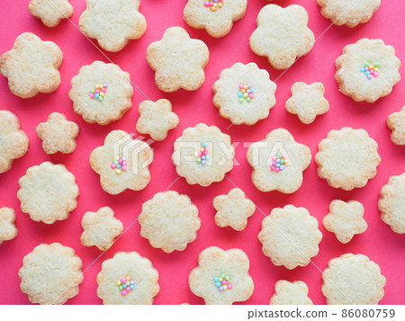 Lots of cookies Lots of cookies 86080759