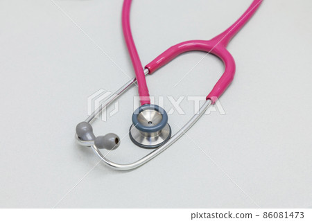 Stethoscope image cut 86081473