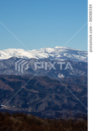 Mt. Kusatsu-Shirane and Mt. Yokote in winter 86086584