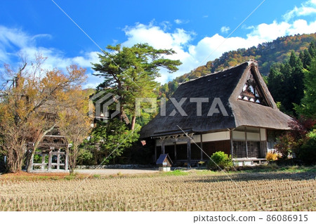 Shirakawago在秋天 Shirakawago在秋天 86086915