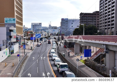 茅崎中央大道:從縣道45號線到茅崎站前十字路口的街景 茅崎中央大道:從縣道45號線到茅崎站前十字路口的街景 86089637