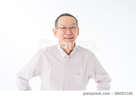 高級男性肖像微笑 高級男性肖像微笑 86093186