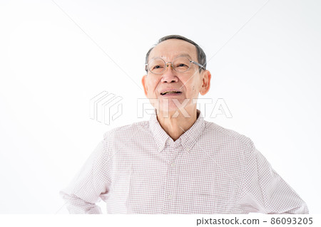 高級男性肖像微笑 高級男性肖像微笑 86093205