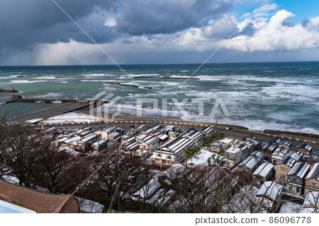 冬季沿海城市和海洋城市的形象(新潟縣山東區出雲崎鎮拍攝) 冬季沿海城市和海洋城市的形象(新潟縣山東區出雲崎鎮拍攝) 86096778