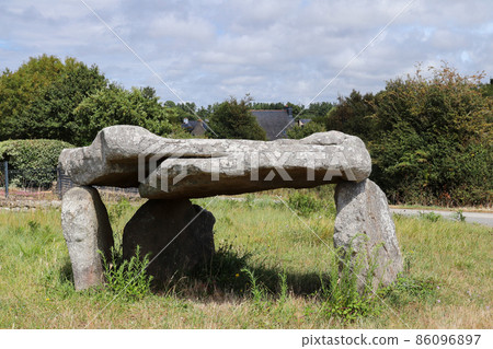 Dolmen of Botlann - megalithic monument in Erdeven village, Brittany Dolmen of Botlann - megalithic monument in Erdeven village, Brittany 86096897