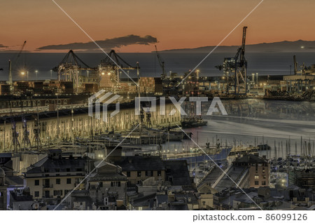 Genoa view of the Porto Antico 86099126