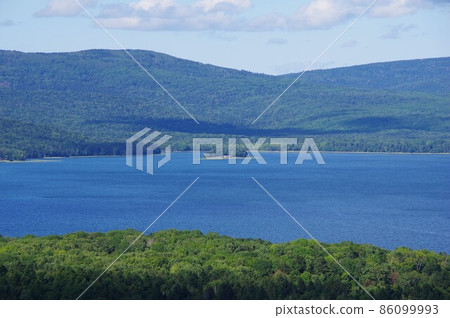 Overlooking Lake Akan and Chuurui Island, Kushiro City, Hokkaido Overlooking Lake Akan and Chuurui Island, Kushiro City, Hokkaido 86099993