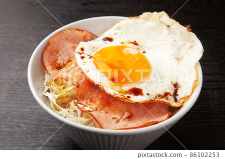 火腿雞蛋碗 火腿雞蛋碗 86102253